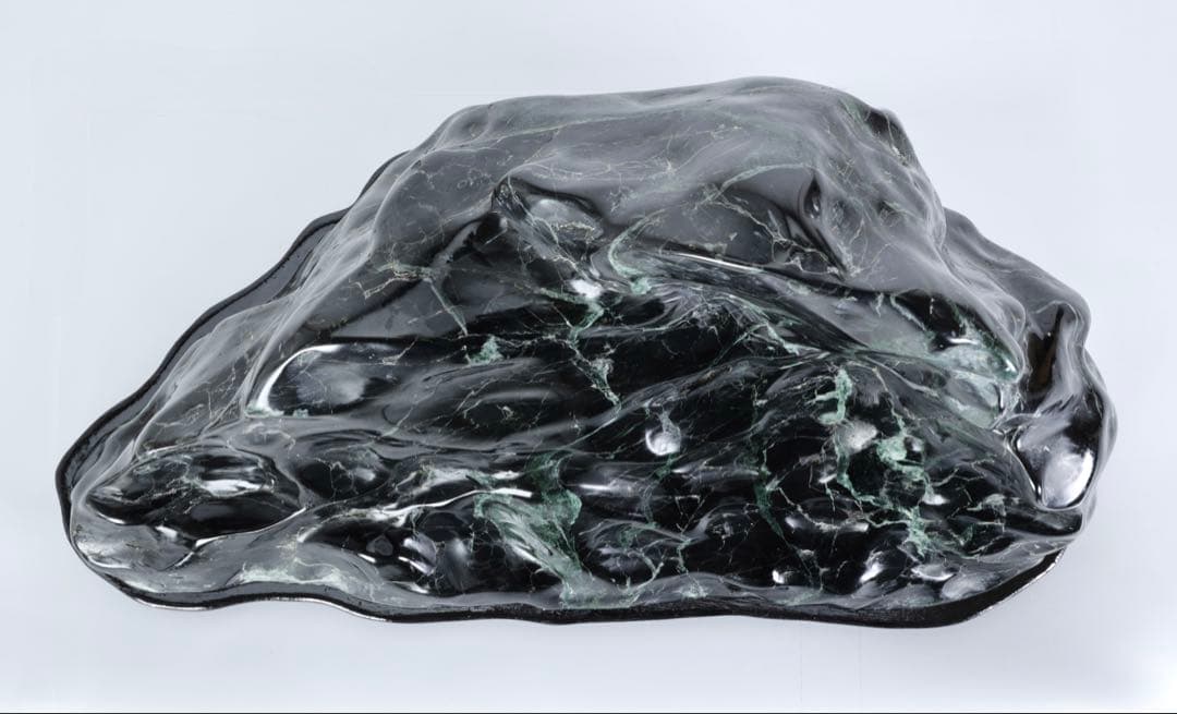 黒蛇紋石 黒翡翠 ネフライト 鑑賞石 超大型21.7kg 台座付 水石 天然石