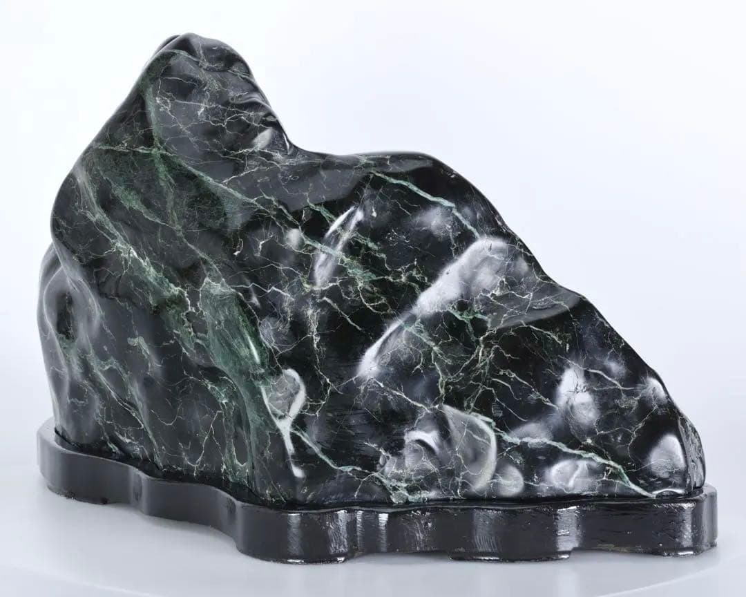 黒蛇紋石 黒翡翠 ネフライト 鑑賞石 超大型21.7kg 台座付 水石 天然石
