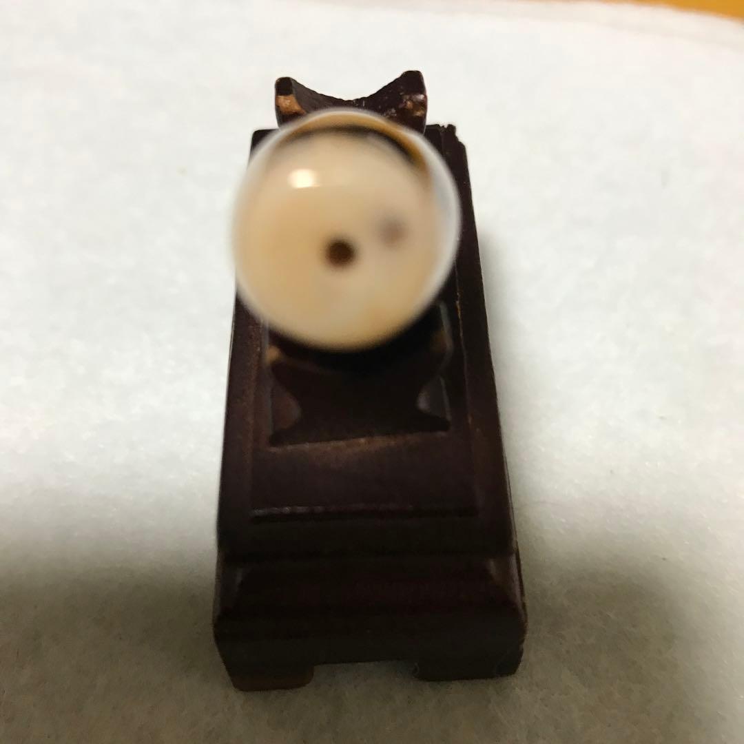 超激レア珍品‼︎ 小盧至純　初期の白五福臨紋天珠　黒朱砂がはっきり出ている