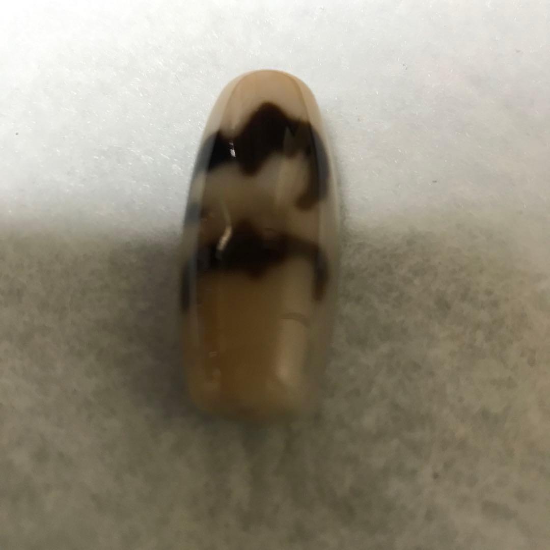 超激レア珍品‼︎ 小盧至純　初期の白五福臨紋天珠　黒朱砂がはっきり出ている