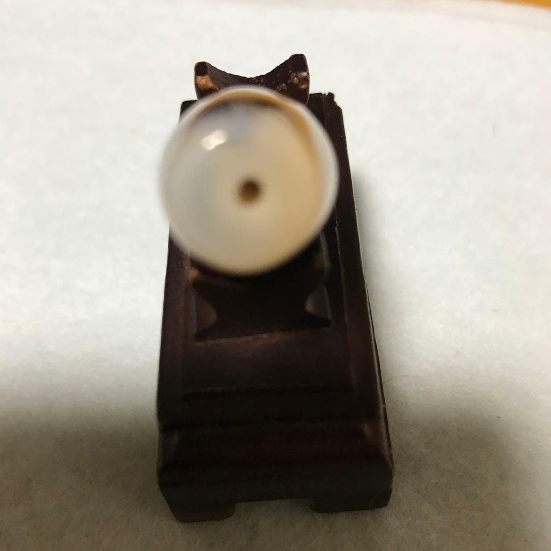 超激レア珍品‼︎ 小盧至純　初期の白五福臨紋天珠　黒朱砂がはっきり出ている