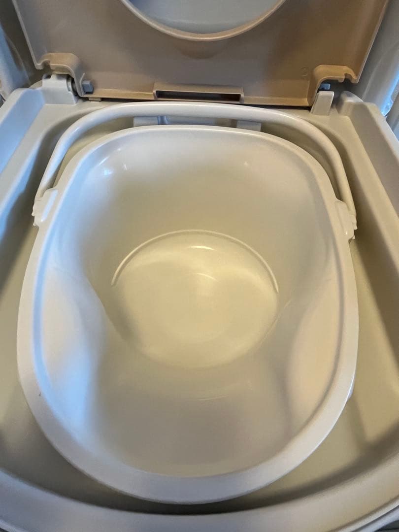 安寿 ポータブルトイレ FX-30S