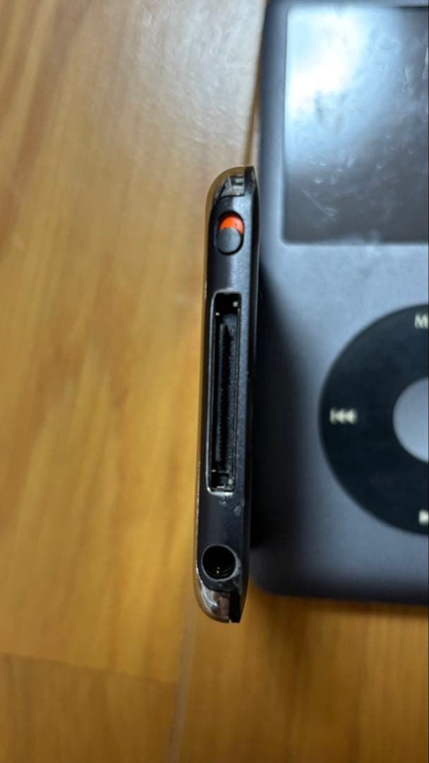 動作品　Apple iPod Classic 8GB