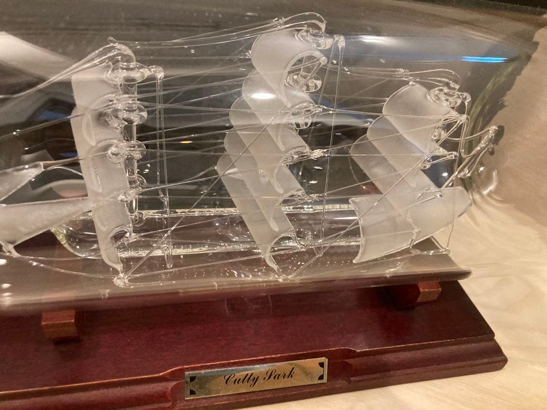 Cully Park ガラス製ボトルシップ