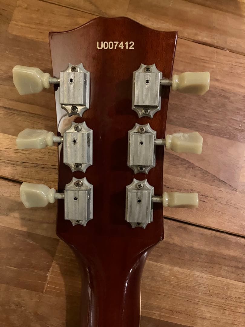 Bacchus サンバースト　レスポールギター