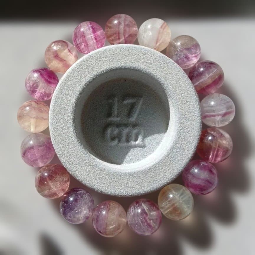 天然石 キャンディ フローライト ブレスレット 11mm 内径17cm - メルカリ