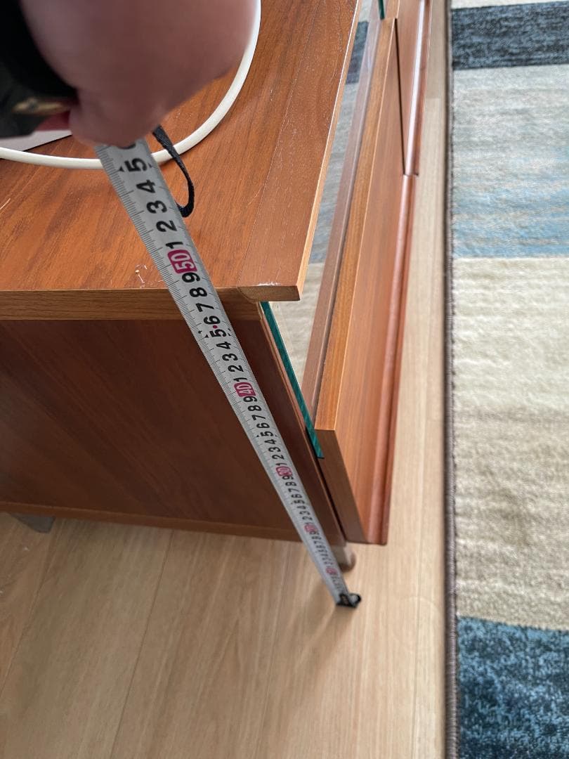 Hettich製 モダンテレビ台 ガラス天板付き