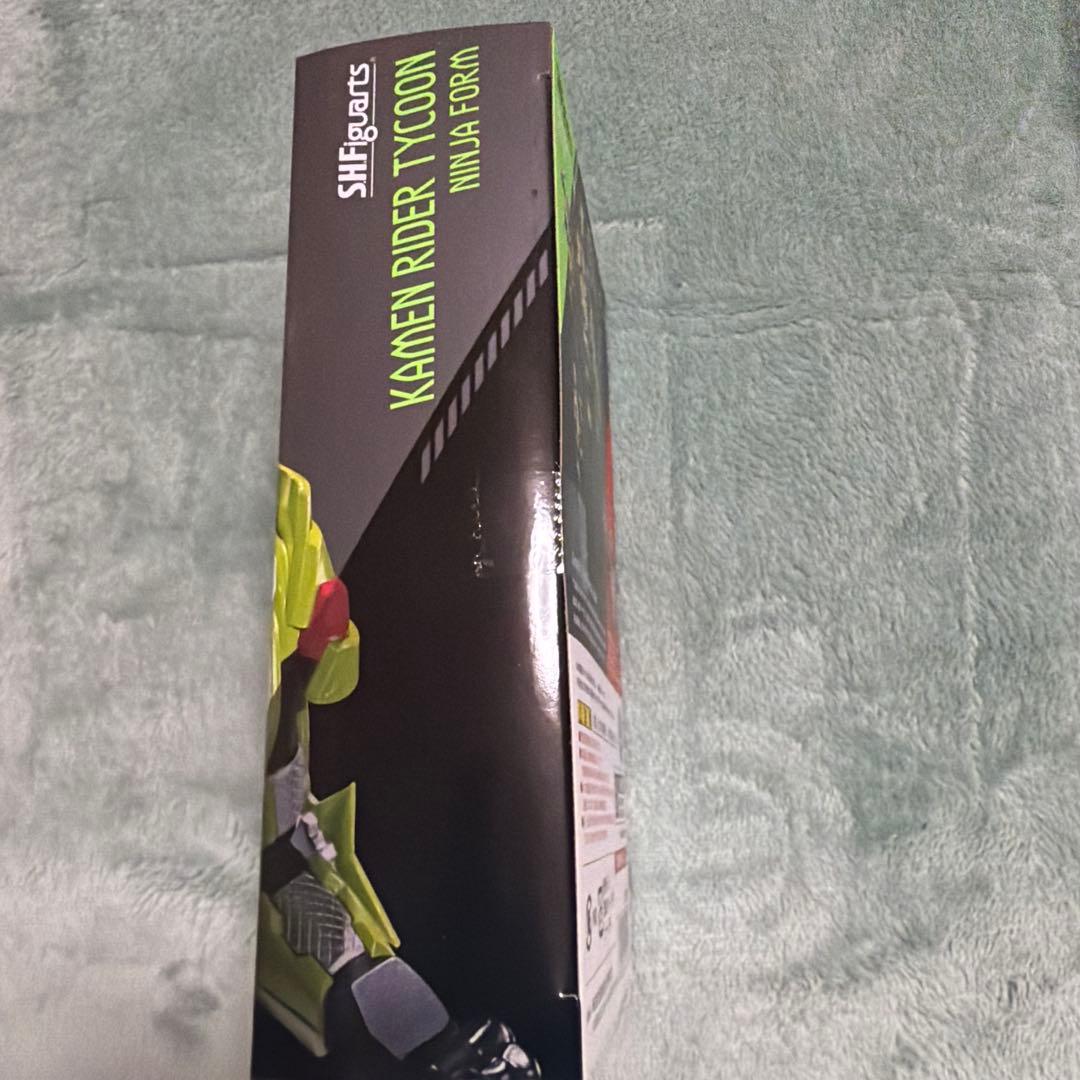 S.H.Figuarts 仮面ライダータイクーン