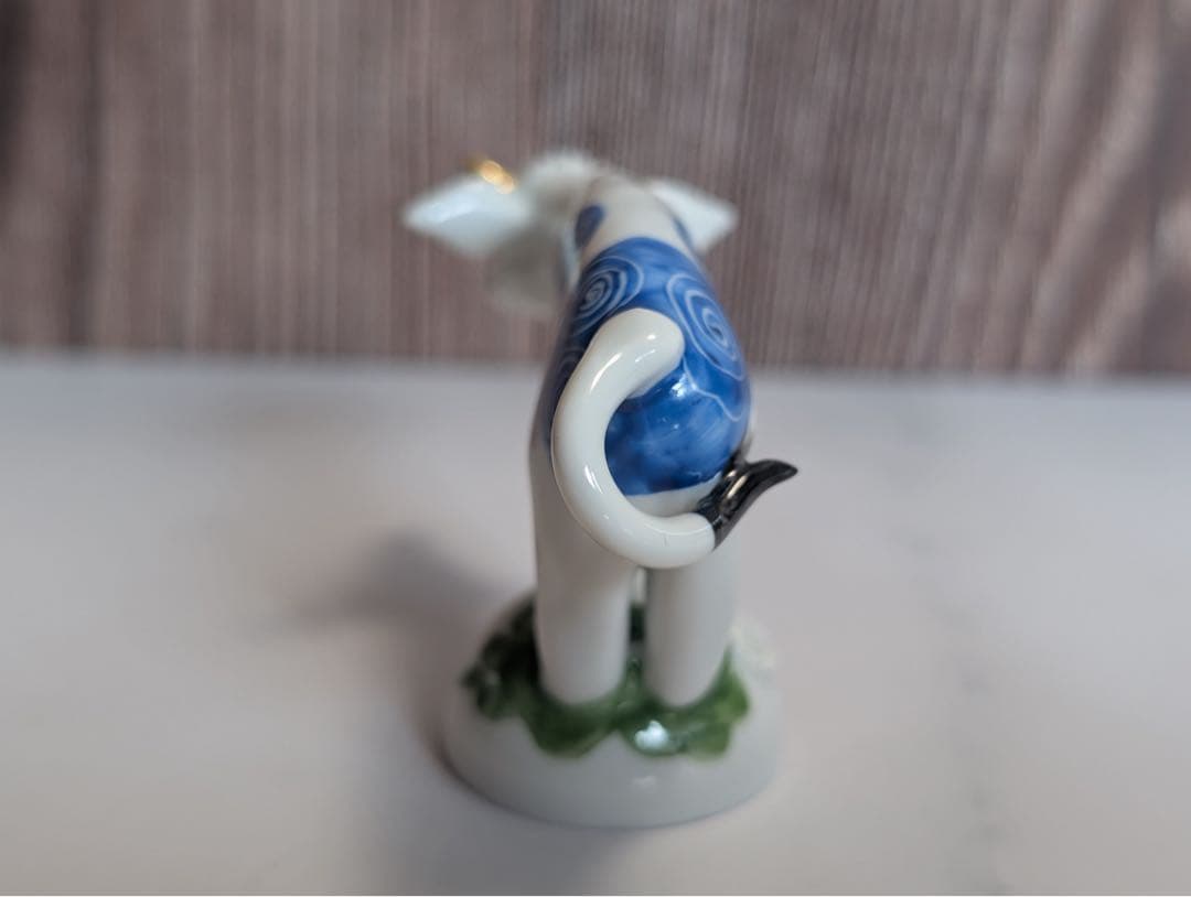 【Meissen マイセン】干支シリーズ　手びねり　フィギュリン　丑　牛　置物