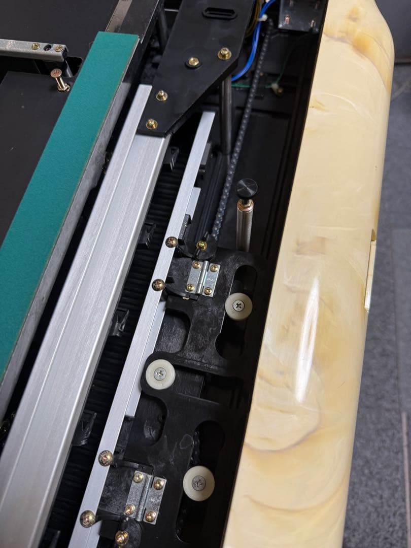 カズ　麻雀卓本体【全自動麻雀卓】美品　アモス　マーテル