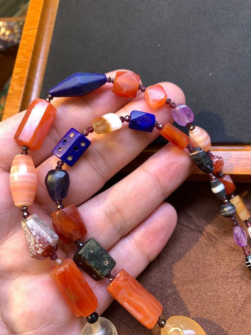 アフガニスタン産 古代ビーズ（約1200〜2500年前）