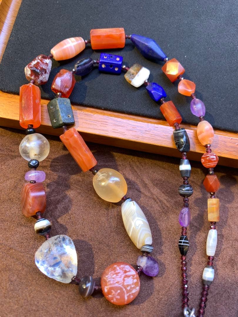 アフガニスタン産 古代ビーズ（約1200〜2500年前）