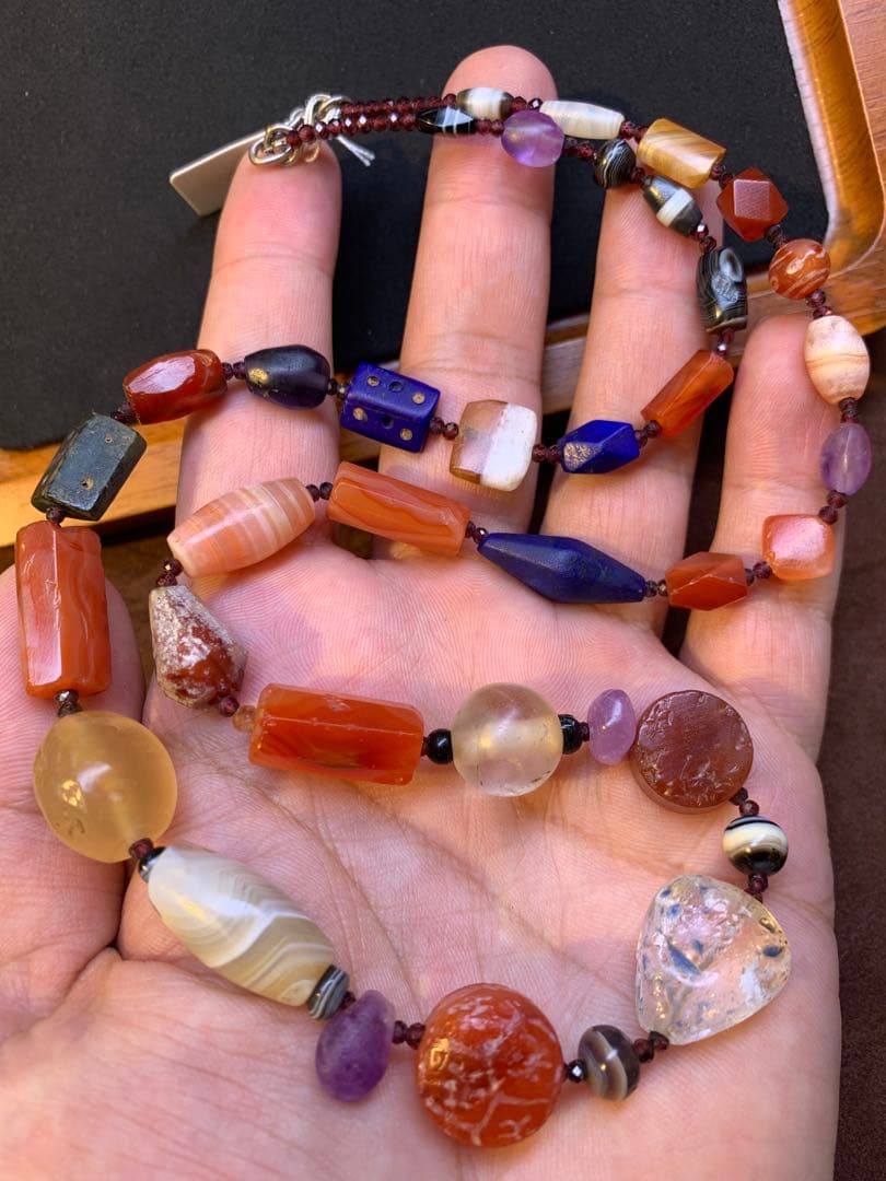 アフガニスタン産 古代ビーズ（約1200〜2500年前）