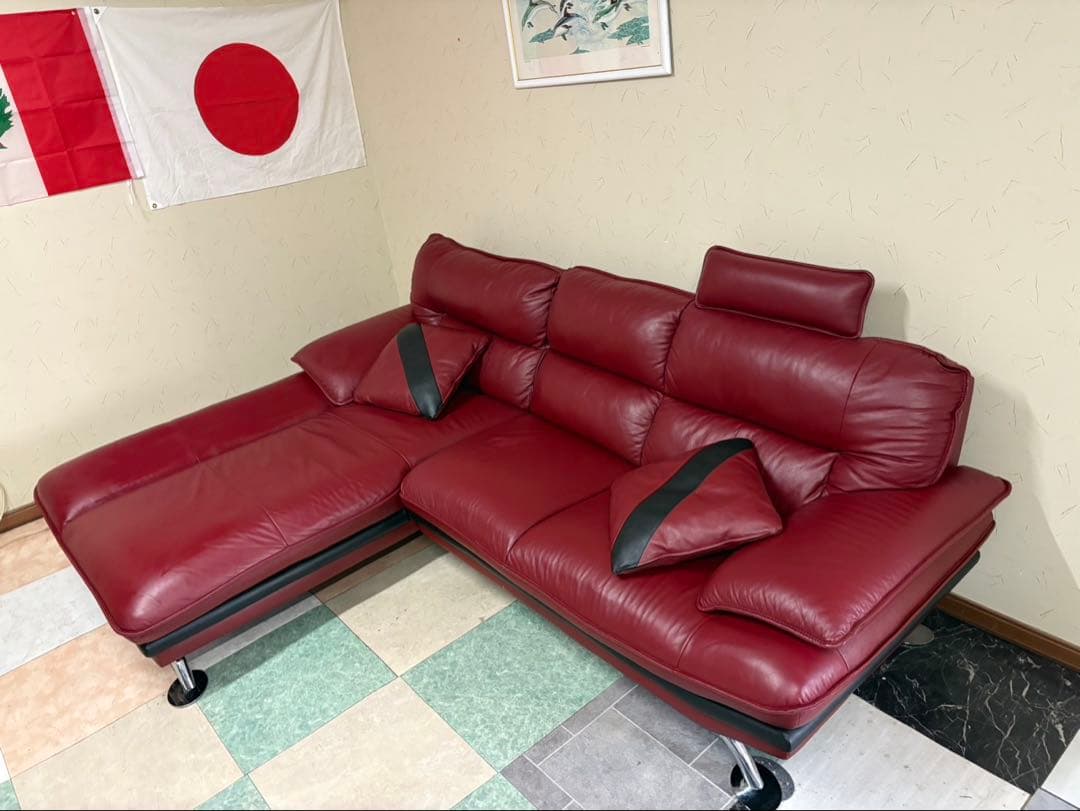 赤いレザー コーナーソファ 美しいソファ