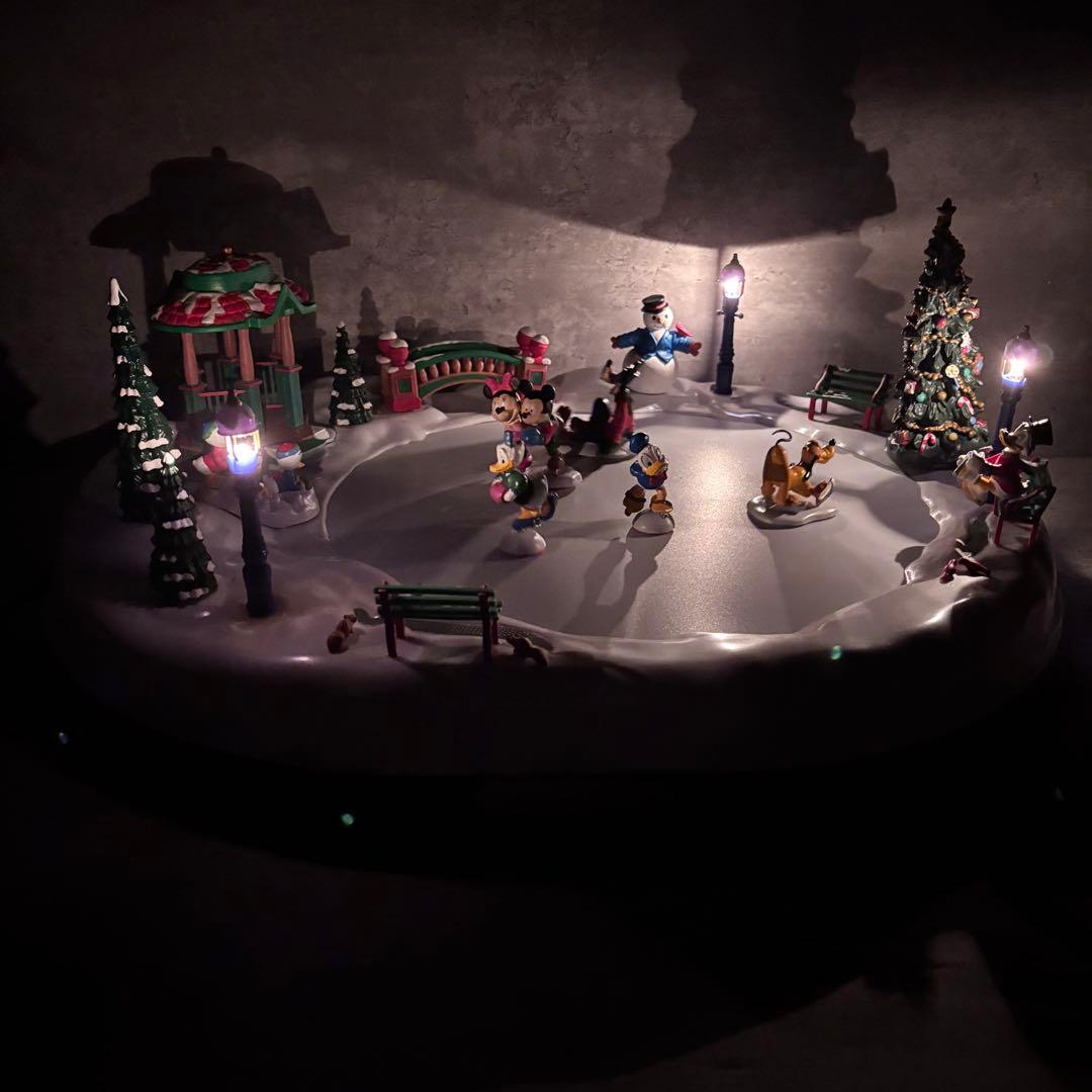 美品24時間発送！ディズニー mickey’s holiday skaters