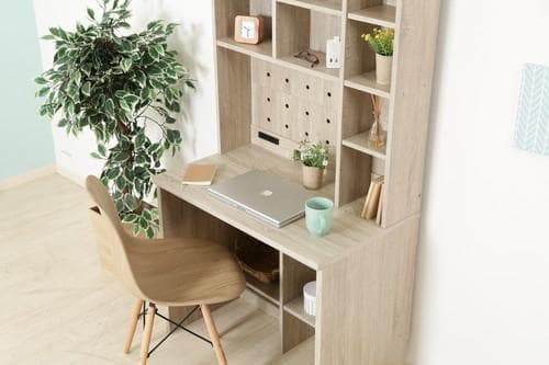 《新品・送料無料》大容量収納付きデスク　ＷＨＯ