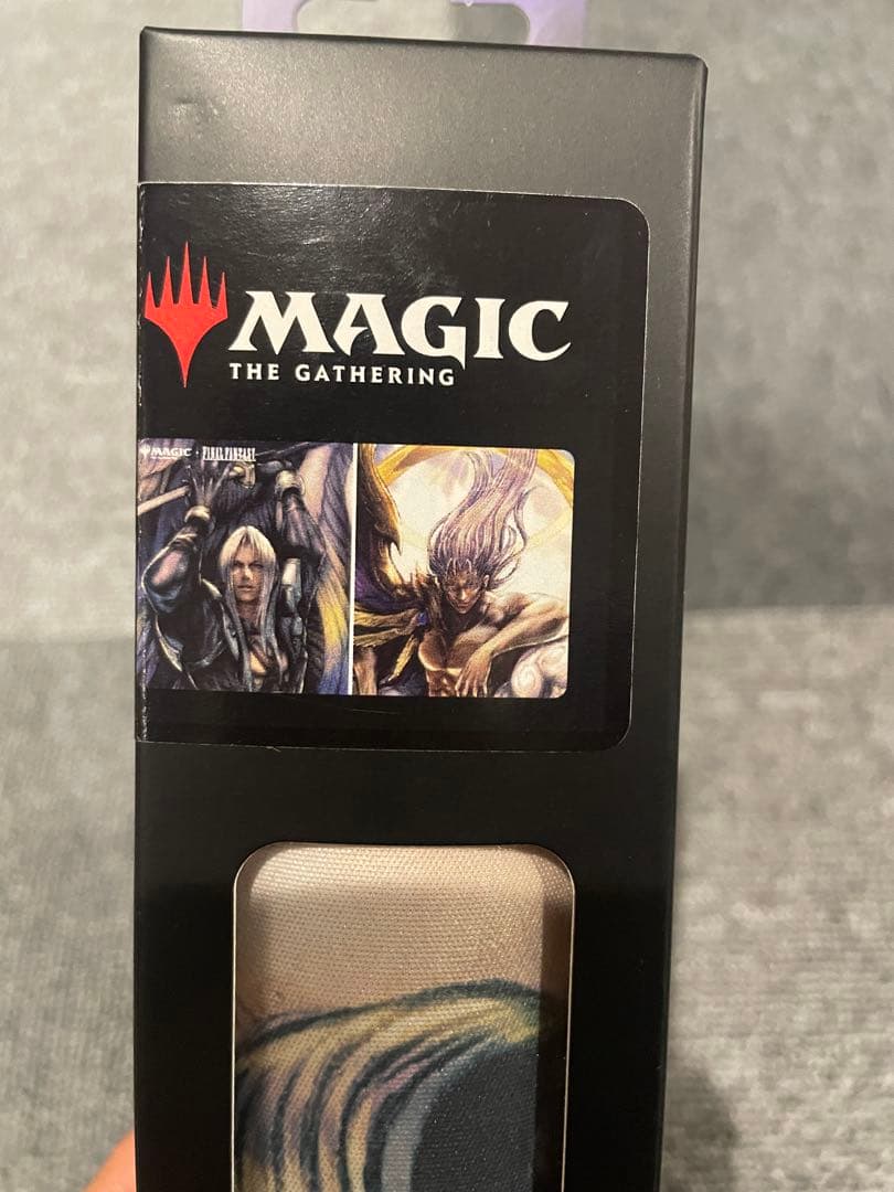 ウルトラプロ/FF 《セフィロス：伝説のソルジャー／片翼の天使》両面プレイマット