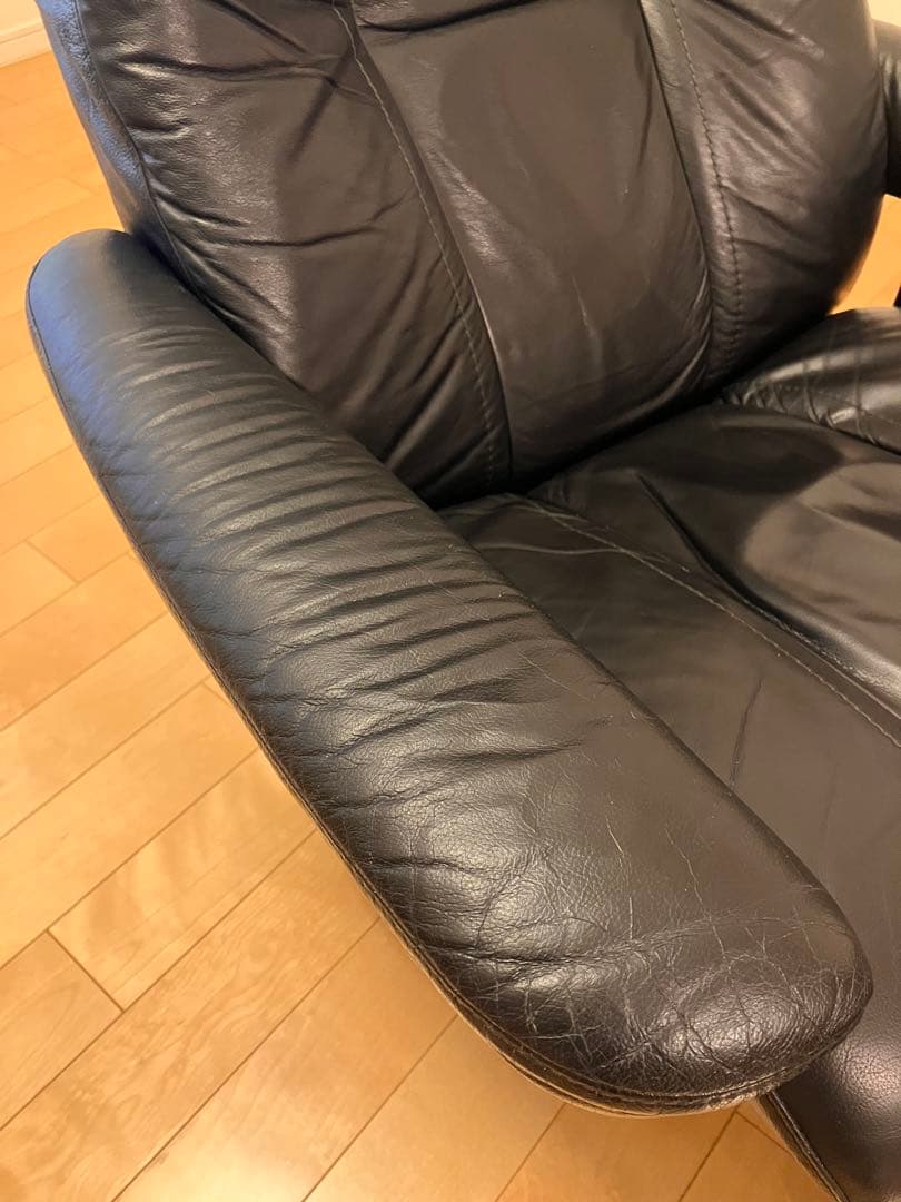 エコーネス レザーリクライニングチェア オットマン セット EKORNES