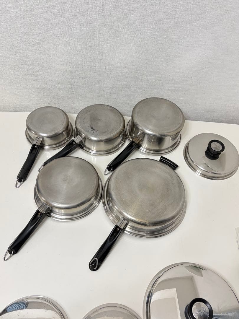 アムウェイ　大中フライパンと大中小ソースパンセット