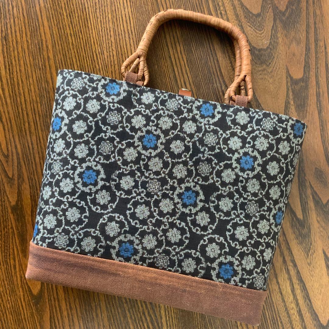 アンティーク大島紬×酒袋　小さな雪輪重ね　リメイク　山葡萄ハンドルバッグ