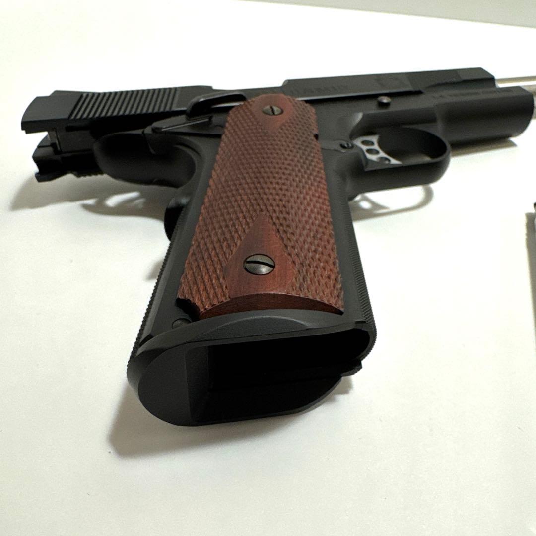 WA L.A.ヴィッカーズ・カスタム 実物木製グリップ付 ガスガン