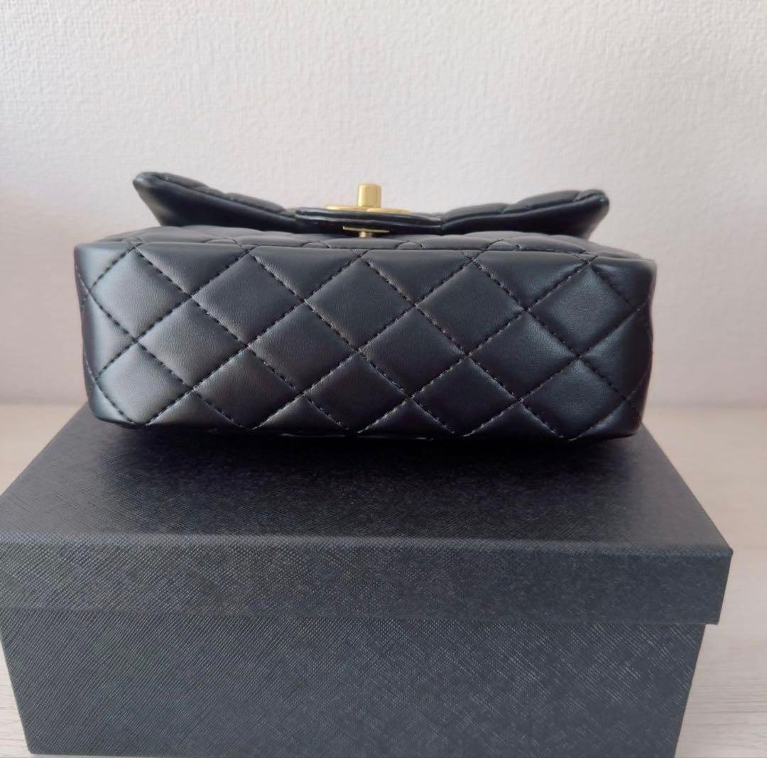 CHANEL ロゴハンドル キルティング ショルダーバッグ ノベルティ 訳