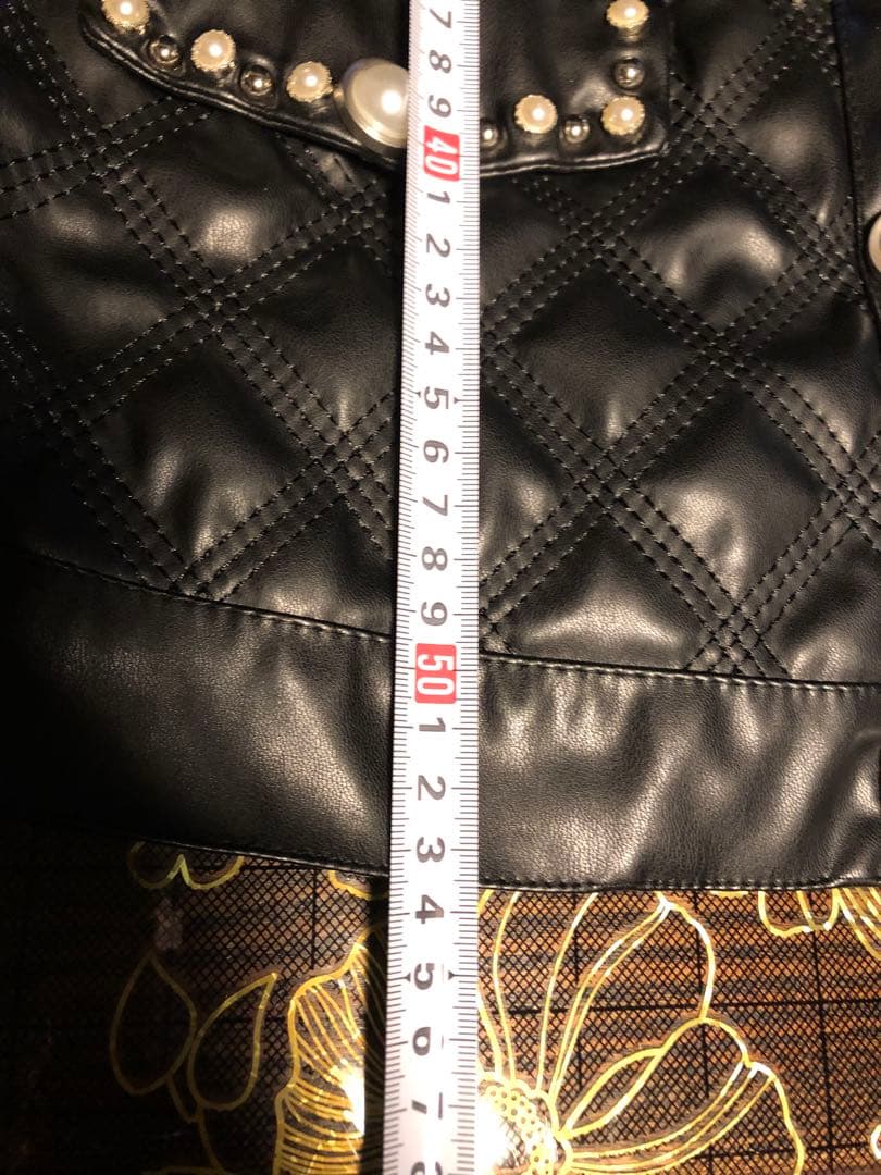 ライダース　中綿　CHANEL ノベルティ　ジャケット　右ポケ上パール一個無し