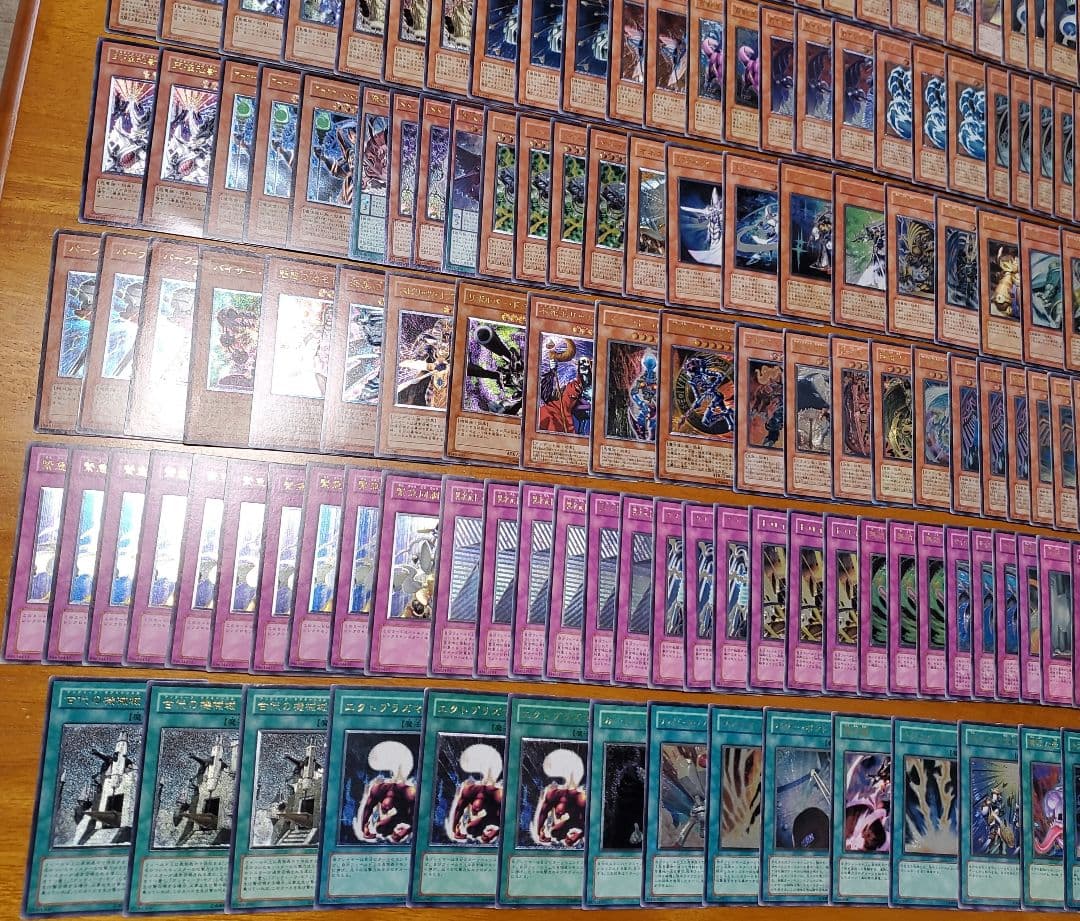 遊戯王　まとめ売り　ネクロフィア　リッチー他　レリーフ　600枚以上新年大特価