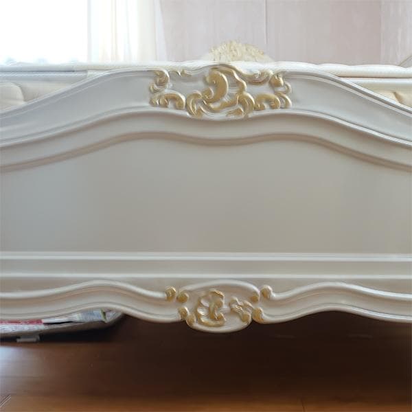 値下げしました！マットレス付 ロココ調 白 金箔仕上 セミダブルベッド