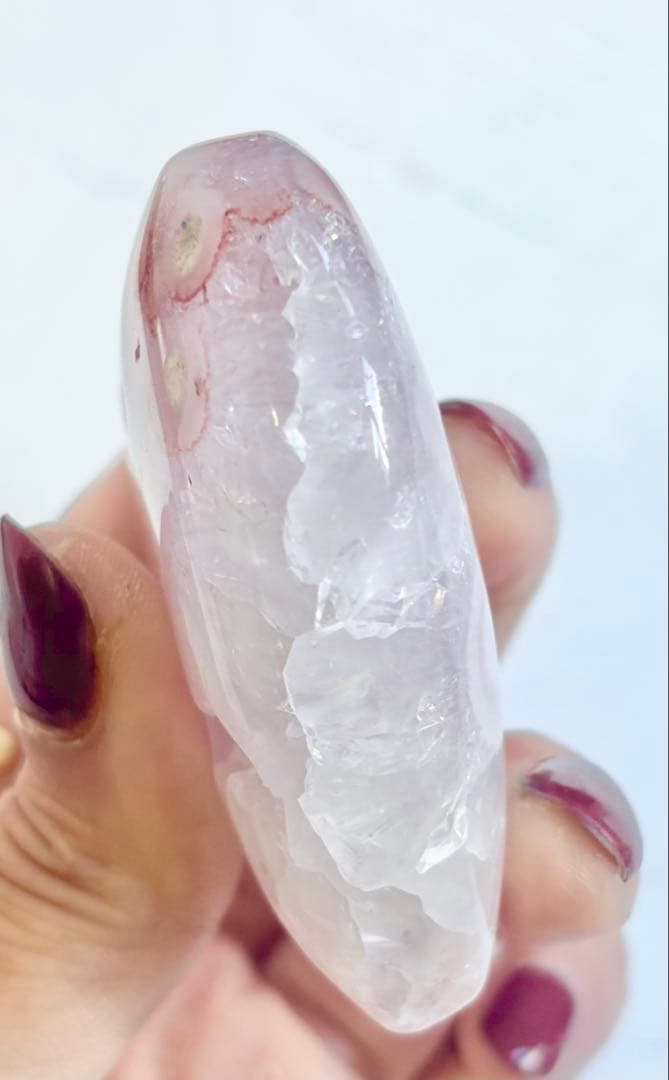 《レース模様・赤入り》ピンクアメジスト 桜瑪瑙 ジオード ハートカービング