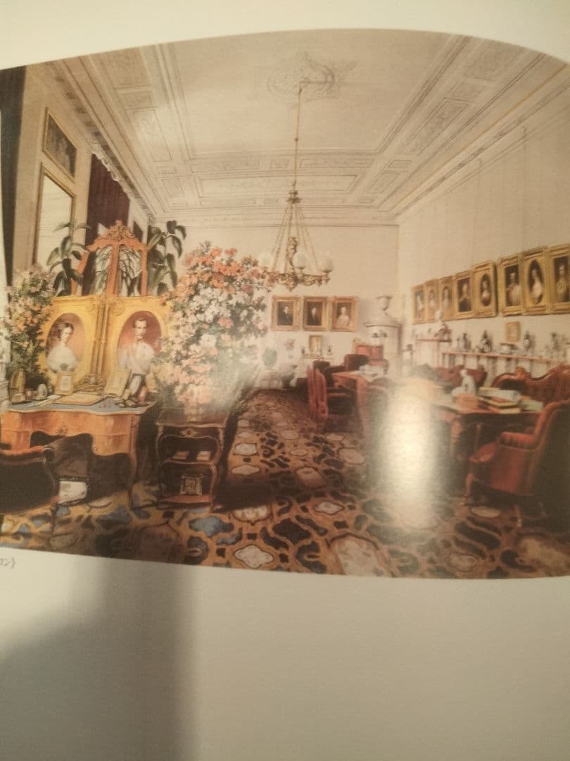 天使のオブジェと華麗なるオーストラリア大宮殿展