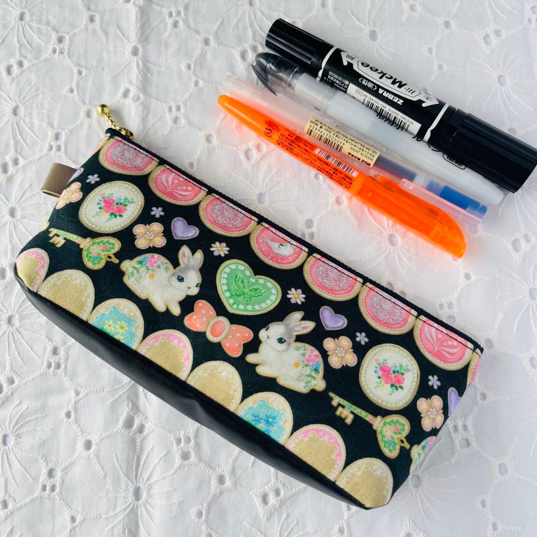 新柄'ユキエモンyukiemon’アイシングクッキー'三角マチのペンケース