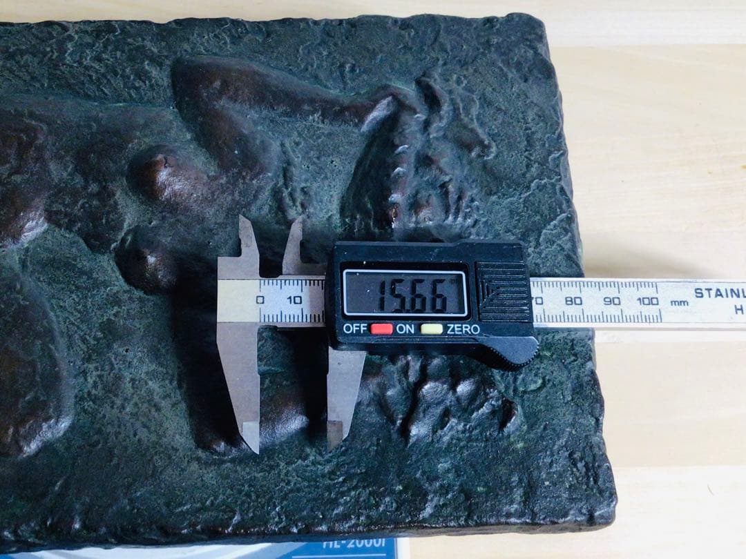 ◉真作保証品◉神戸有名具象彫刻家◉新谷英夫◉ブロンズレリーフ〓裸婦像◉額装つき◉