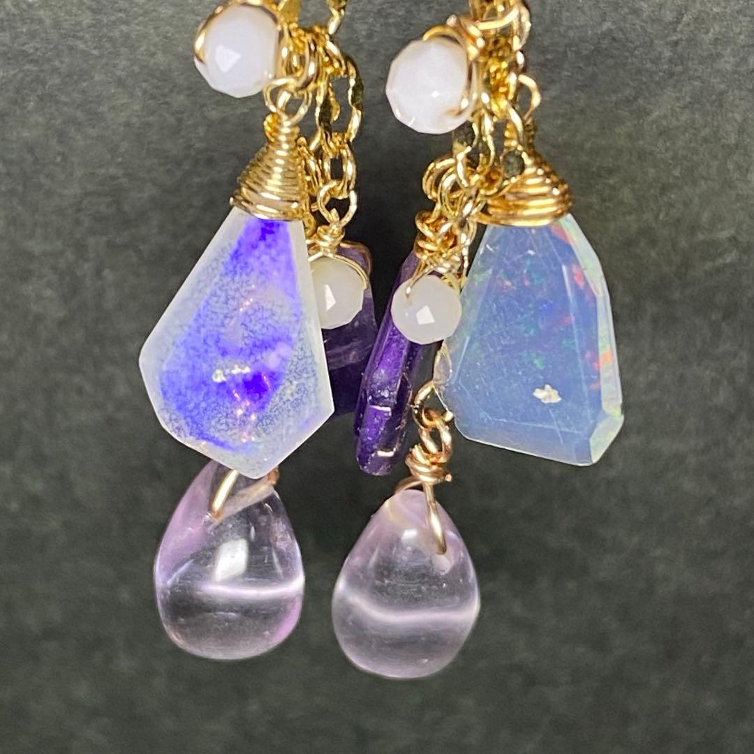 【秋暮る】季節はずれの白菖蒲☆天然石ピアス