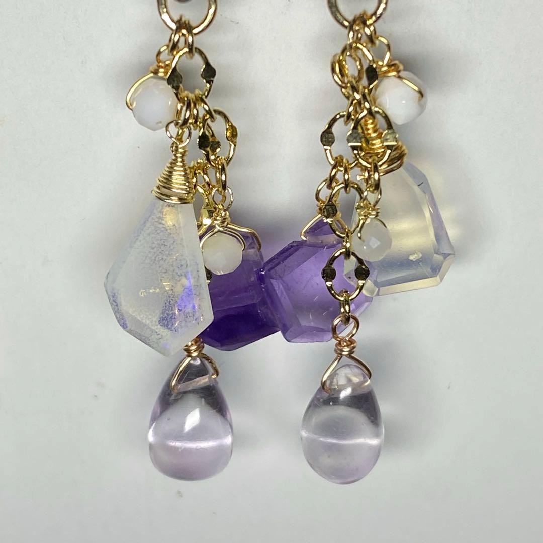 【秋暮る】季節はずれの白菖蒲☆天然石ピアス