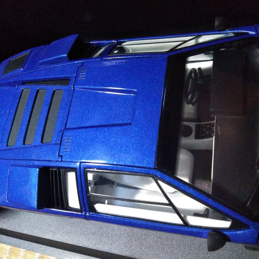 京商 ランボルギーニカウンタック LP400 メタリックブルー 1/18