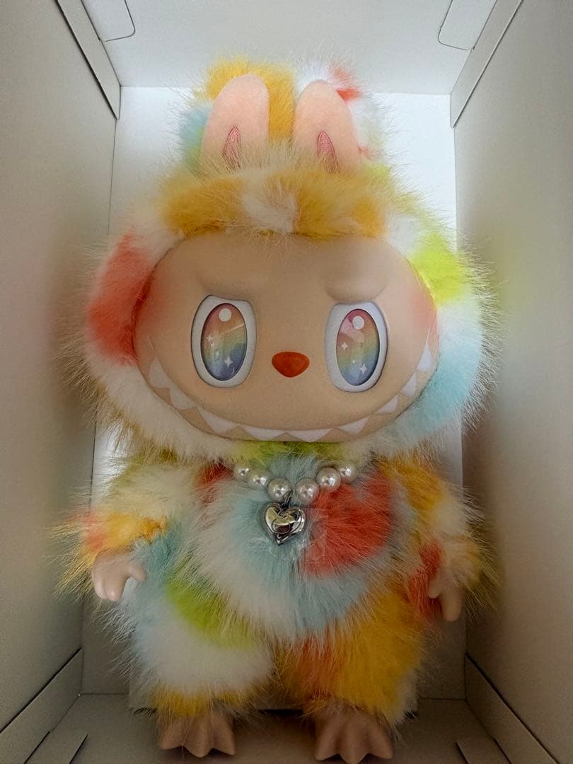 ラブブ ROCK THE UNIVERSE Vinyl PlushDoll - メルカリ