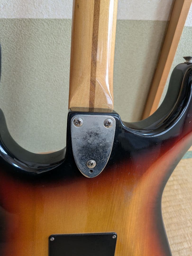 FERNANDES　エレキギター サンバースト ケース付き