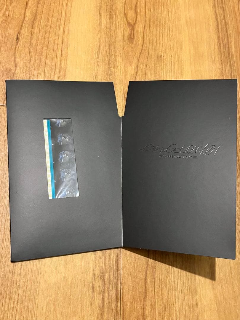 新劇場版 エヴァンゲリオン 序 上映フィルム 綾波レイ 赤い眼 - メルカリ