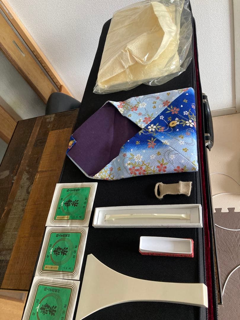 中棹三味線　棹太さ2.6 本皮　猫皮