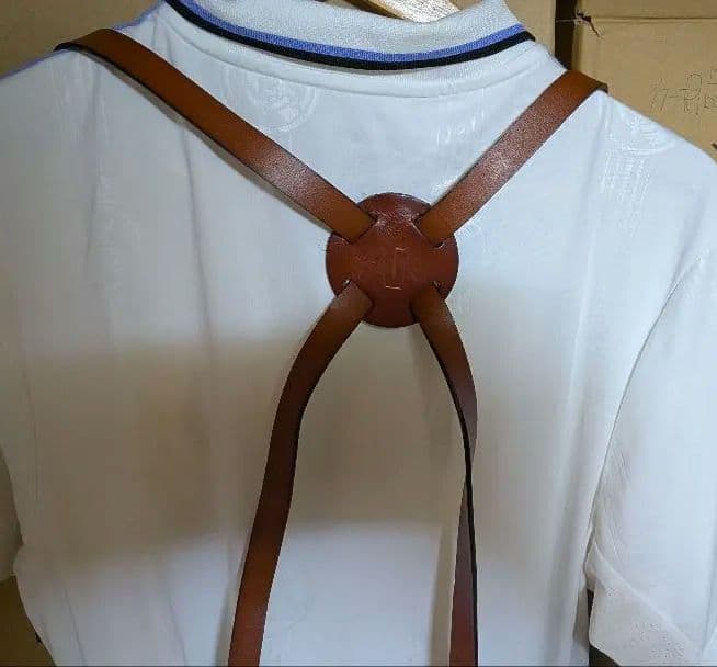 ベージュ エプロン　キャンプ