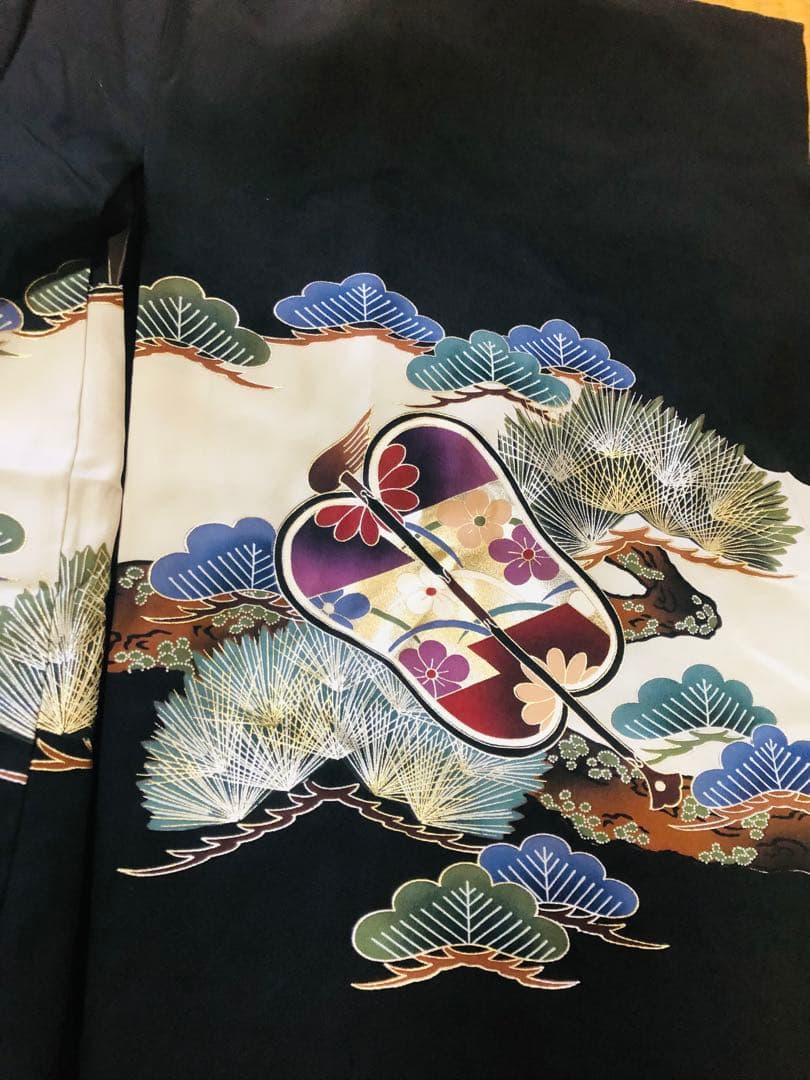 【7歳用訳あり一部新品未使用品】着物一式 黒と白 伝統的な和柄