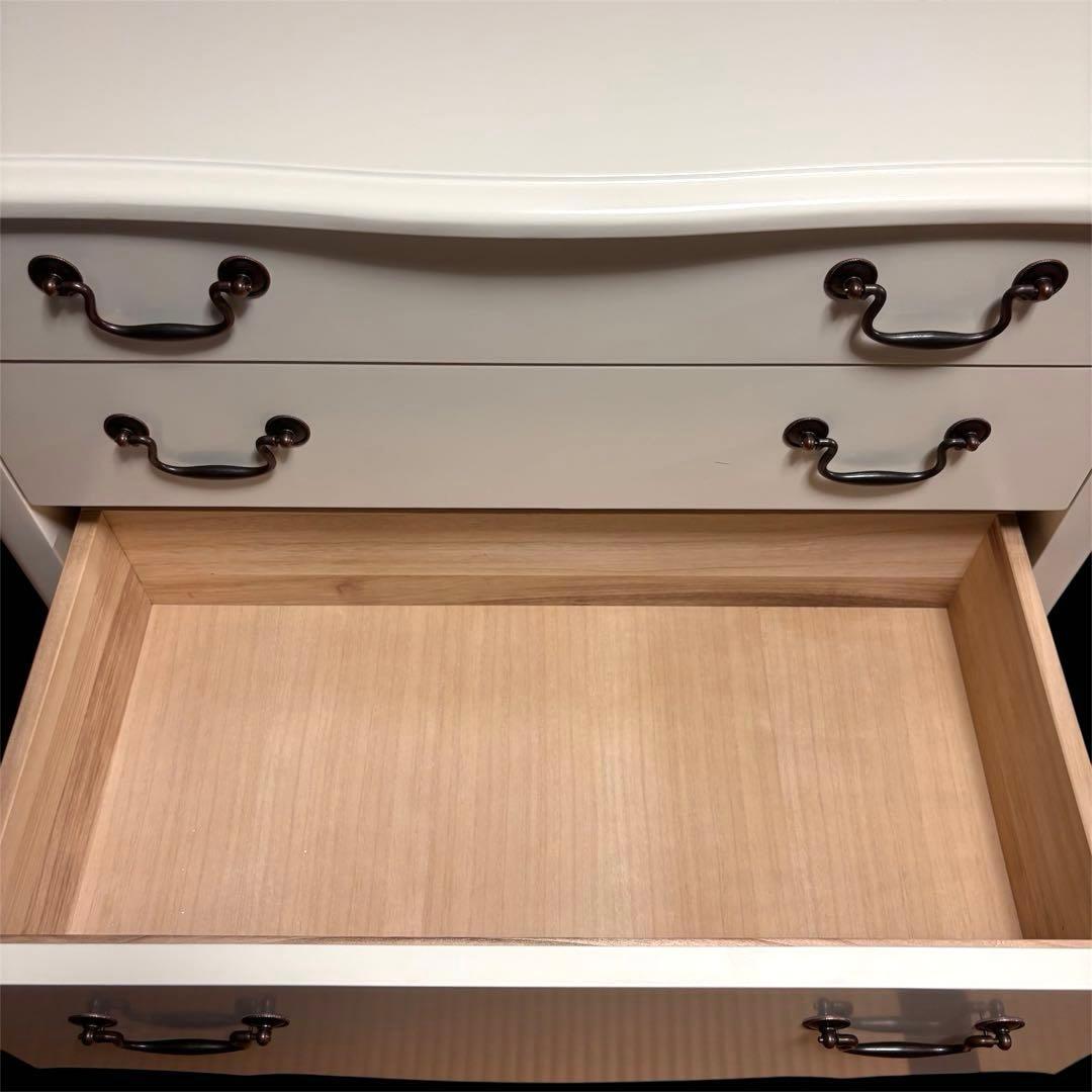 【美品】ホワイト　クラシック　木製　チェスト 3段 猫脚　猫脚　白家具　ロココ調