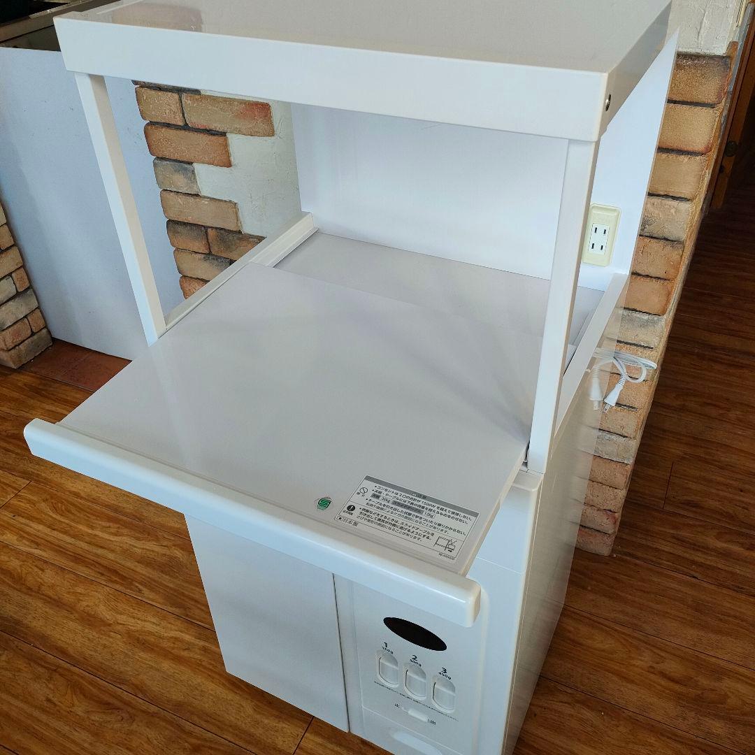 エムケー精工　キッチン収納庫　米びつ付きレンジ台　CD-304　コンセント付き