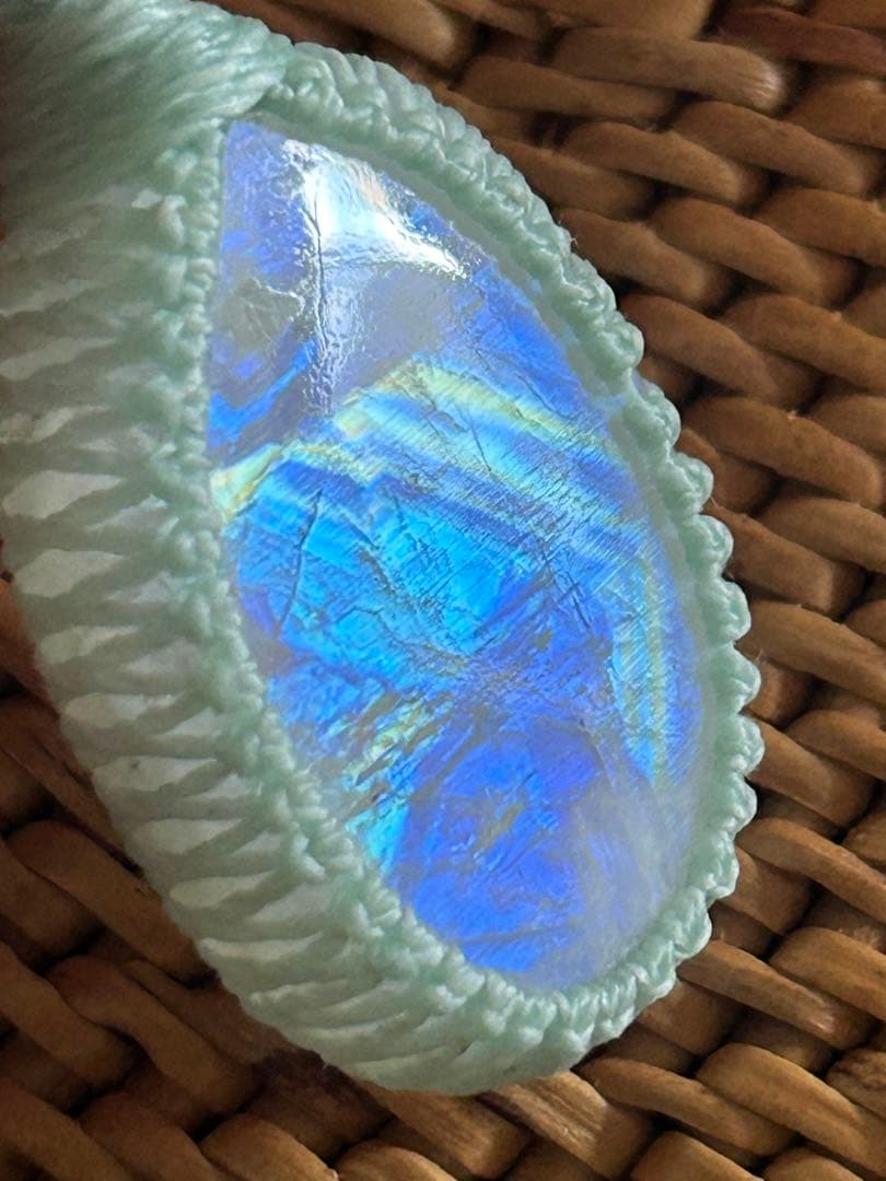 マクラメネックレス　ムーンストーン