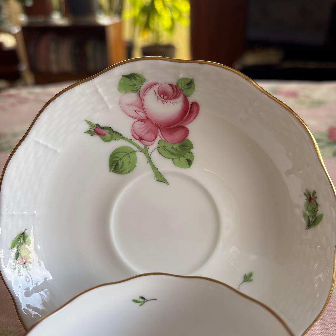 ヘレンド ウィーンの薔薇/ エリザベートの薔薇 ティーカップ&ソーサー