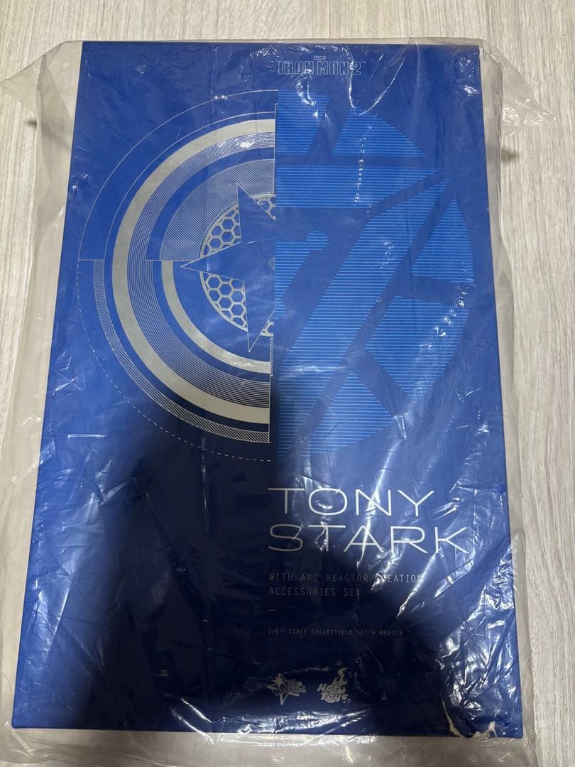 1/6 アイアンマン2 ホットトイズ　トニー・スターク アークリアクター開発版