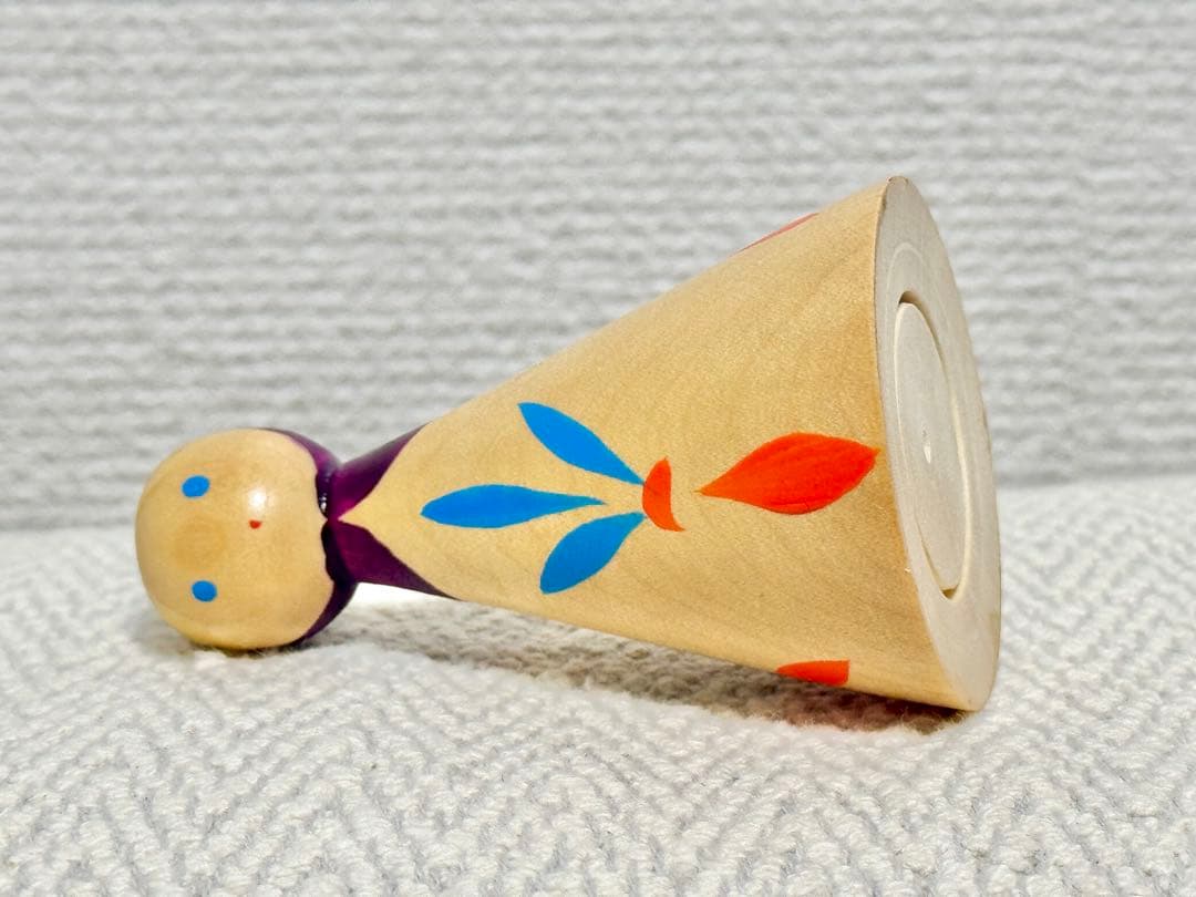 レア　北欧　木製　ハンドペインティング　置物