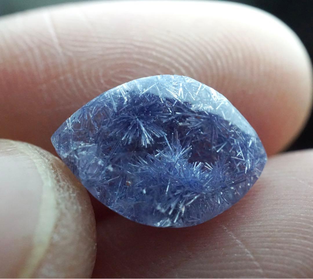 W2946 高品質 お花デュモルチェライトインクォーツ ルース