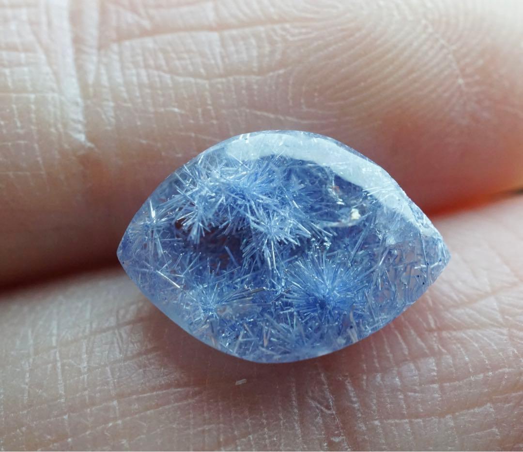 W2946 高品質 お花デュモルチェライトインクォーツ ルース